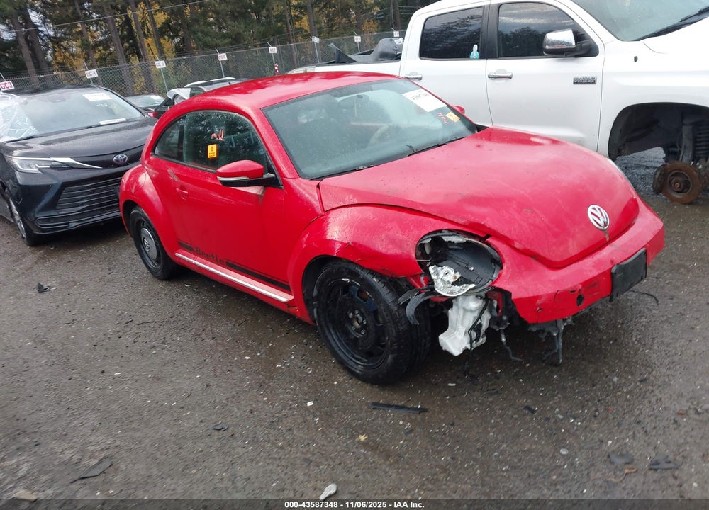 2013 VOLKSWAGEN BEETLE 2.5L VIN: 3VWJP7AT5DM688871