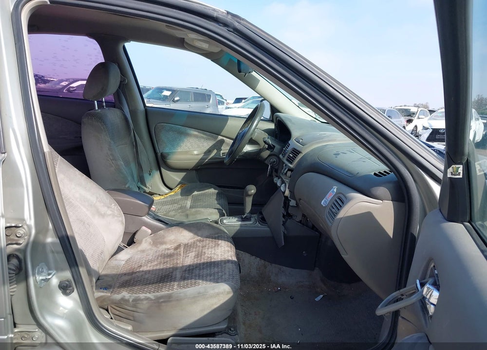 2002 NISSAN SENTRA VIN: 3N1CB51D22L605667