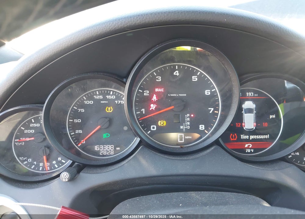 2014 PORSCHE CAYENNE VIN: WP1AA2A24ELA92537