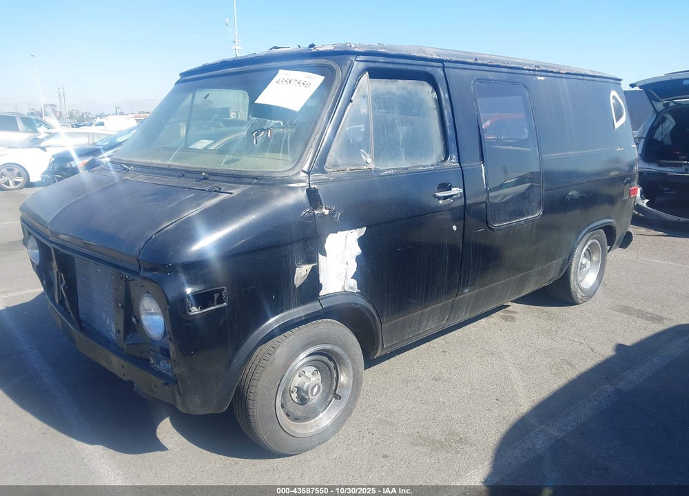 1976 CHEVROLET VAN VIN: CGV156U210688