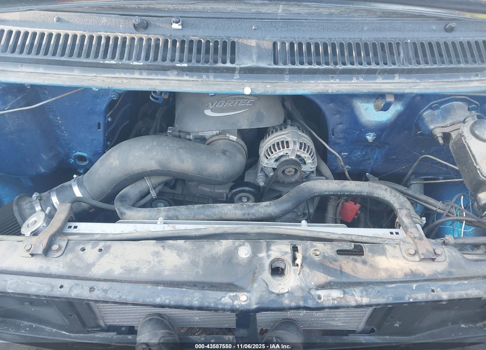 1976 CHEVROLET VAN VIN: CGV156U210688