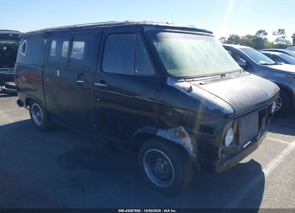 1976 CHEVROLET VAN VIN: CGV156U210688
