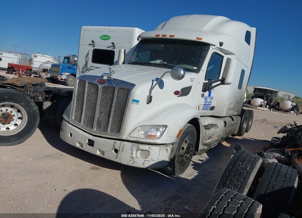 2020 PETERBILT 579 VIN: 1XPBDP9XXLD651072