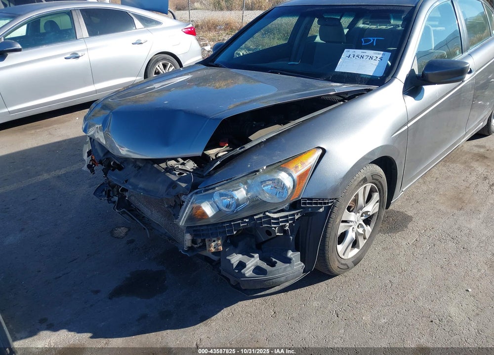 2010 HONDA ACCORD 2.4 LX-P VIN: 1HGCP2F44AA129550