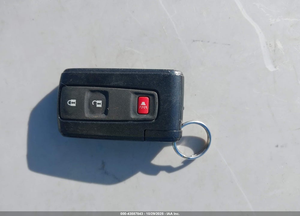 2008 TOYOTA PRIUS VIN: JTDKB20UX87801202