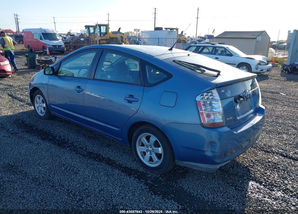 2008 TOYOTA PRIUS VIN: JTDKB20UX87801202