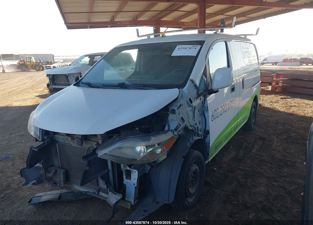 2015 NISSAN NV200 SV VIN: 3N6CM0KN1FK704250