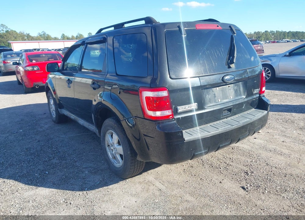 2010 FORD ESCAPE VIN: 1FMCU0DG0AKA30318