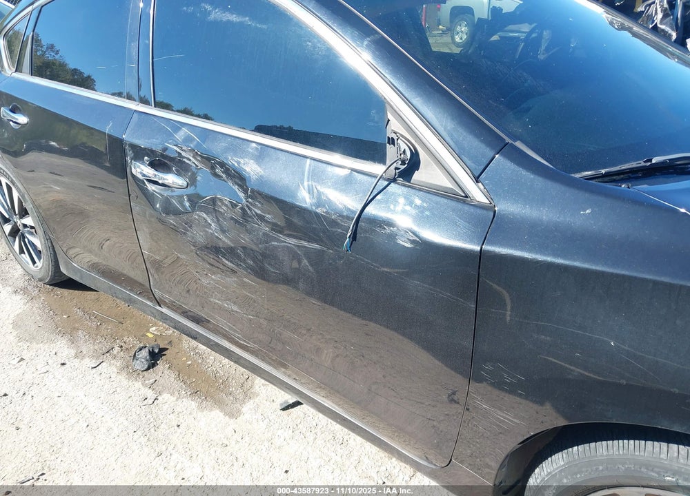 2018 NISSAN ALTIMA VIN: 1N4AL3AP2JC210114