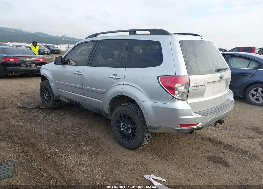 2010 SUBARU FORESTER 2.5X PREMIUM VIN: JF2SH6CC5AG762101