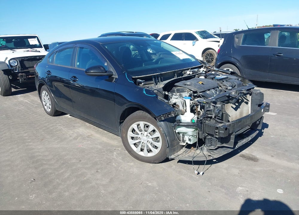 2021 KIA FORTE FE VIN: 3KPF24AD6ME300717
