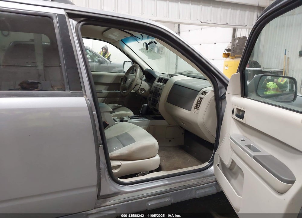 2008 FORD ESCAPE HEV VIN: 1FMCU49H98KC91093