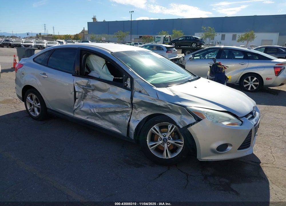2014 FORD FOCUS SE VIN: 1FADP3F26EL313556