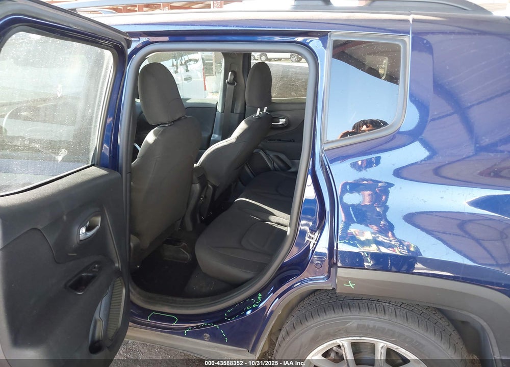 2019 JEEP RENEGADE LATITUDE FWD VIN: ZACNJABB6KPK86499