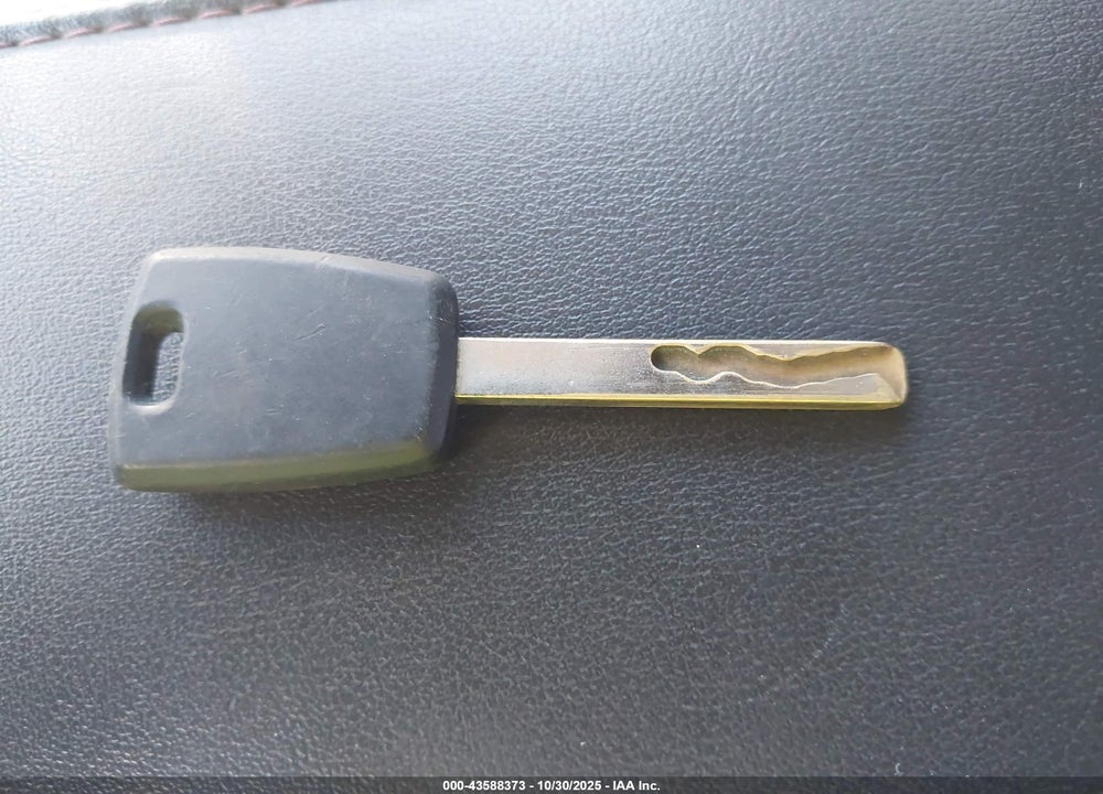 2015 CHEVROLET EQUINOX 1LT VIN: 2GNALBEK8F6180398