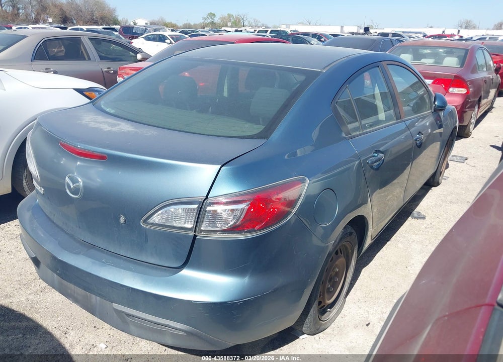 2011 MAZDA 3 I SPORT VIN: JM1BL1UF6B1439379