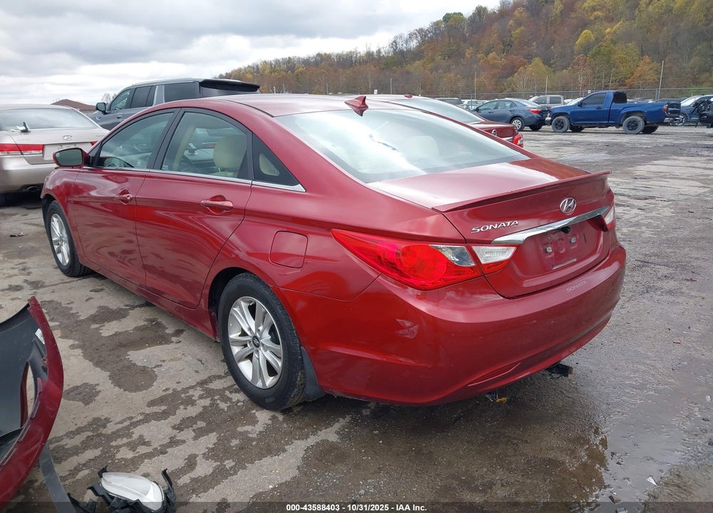 2013 HYUNDAI SONATA GLS VIN: 5NPEB4AC3DH599551