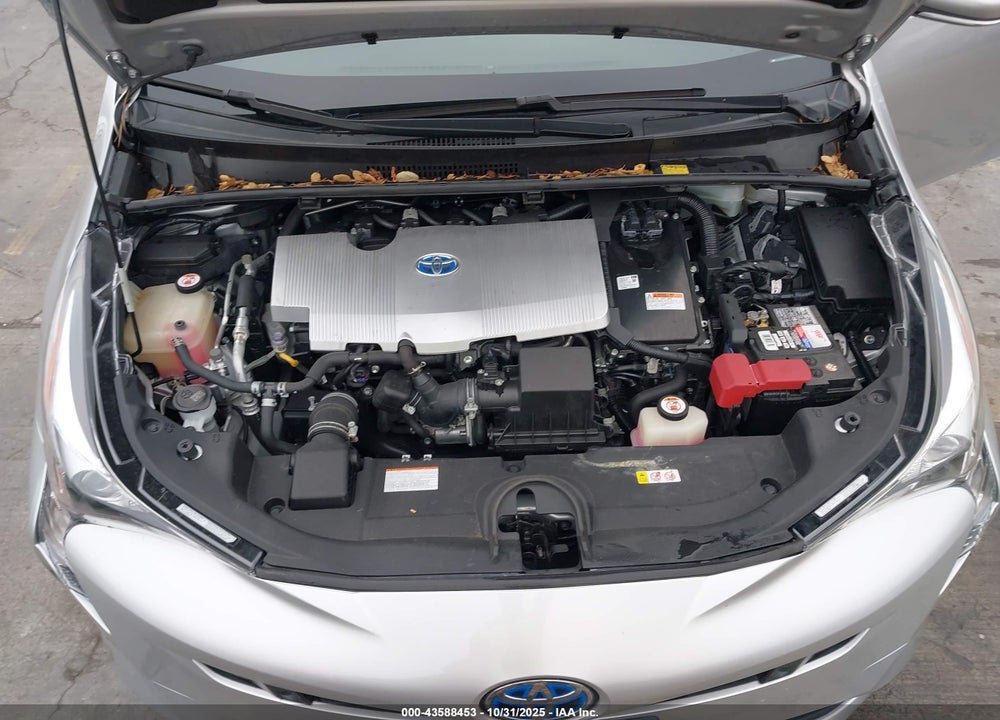 2018 TOYOTA PRIUS TWO VIN: JTDKBRFU3J3062686