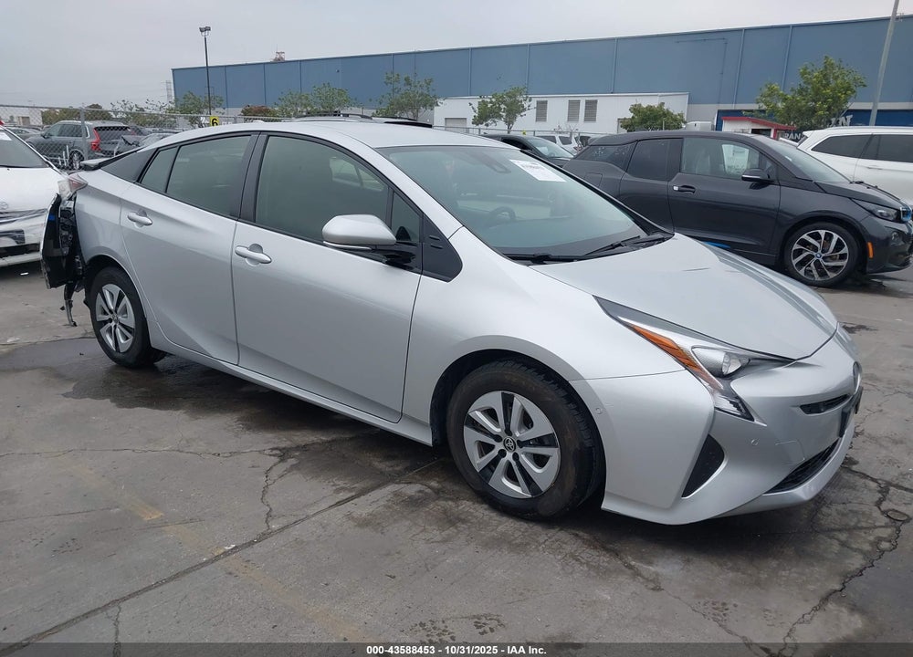 2018 TOYOTA PRIUS TWO VIN: JTDKBRFU3J3062686