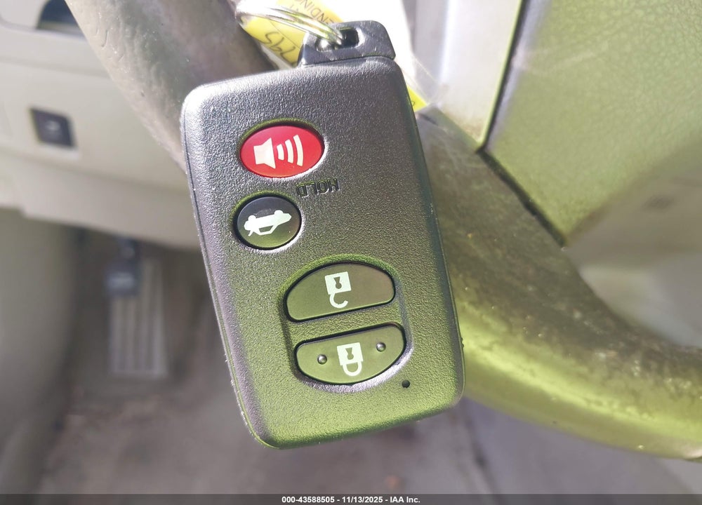 2010 TOYOTA CAMRY XLE VIN: 4T4BF3EK5AR032795