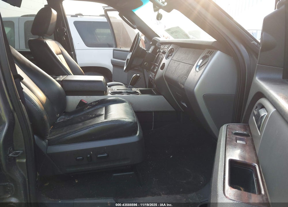 2010 FORD EXPEDITION LIMITED VIN: 1FMJU1K50AEA29912