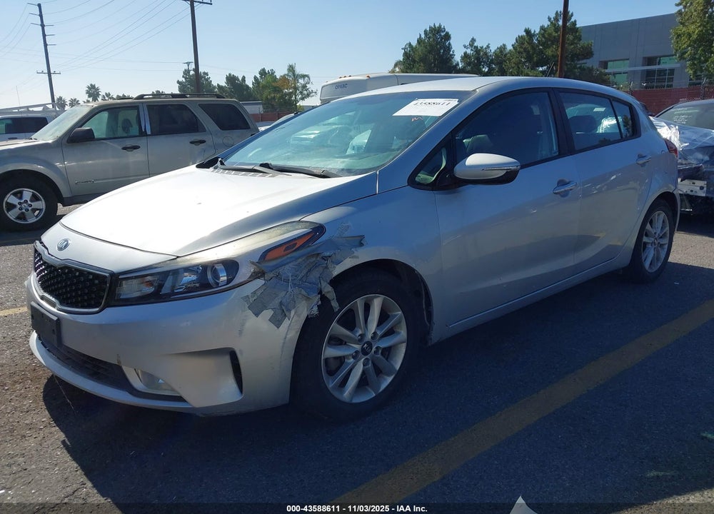 2017 KIA FORTE VIN: KNAFK5A85H5676509