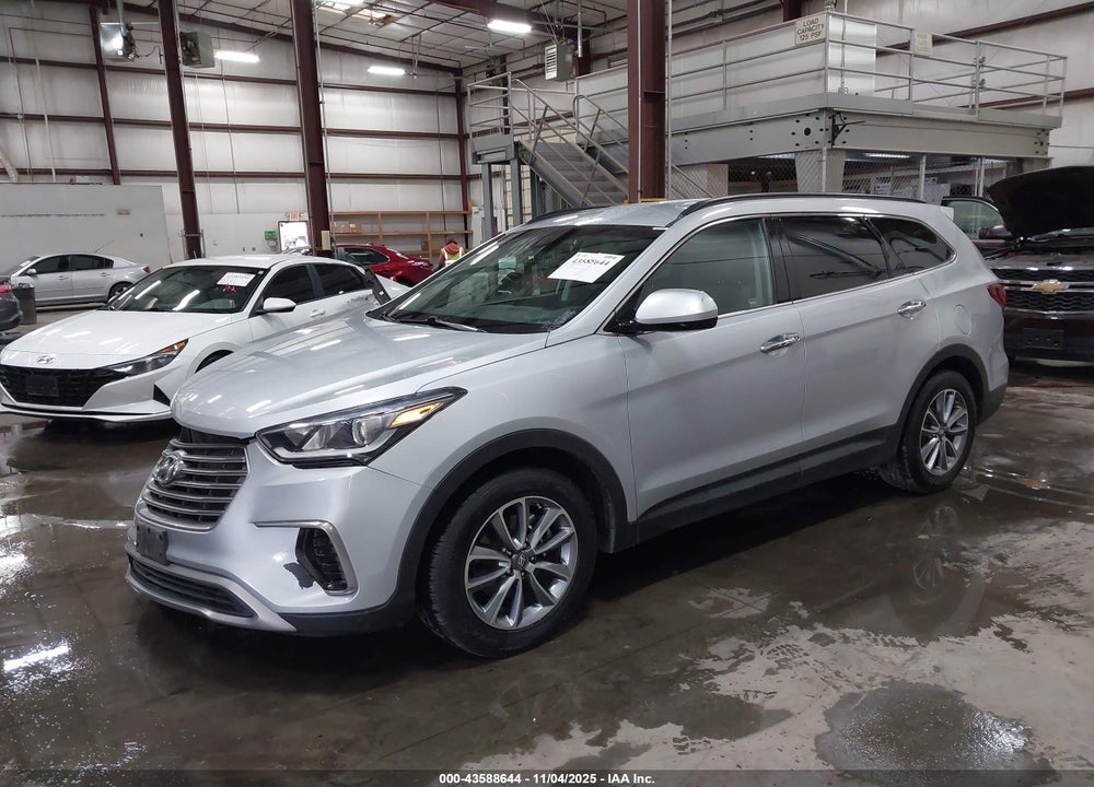 2017 HYUNDAI SANTA FE SE VIN: KM8SMDHF8HU212853