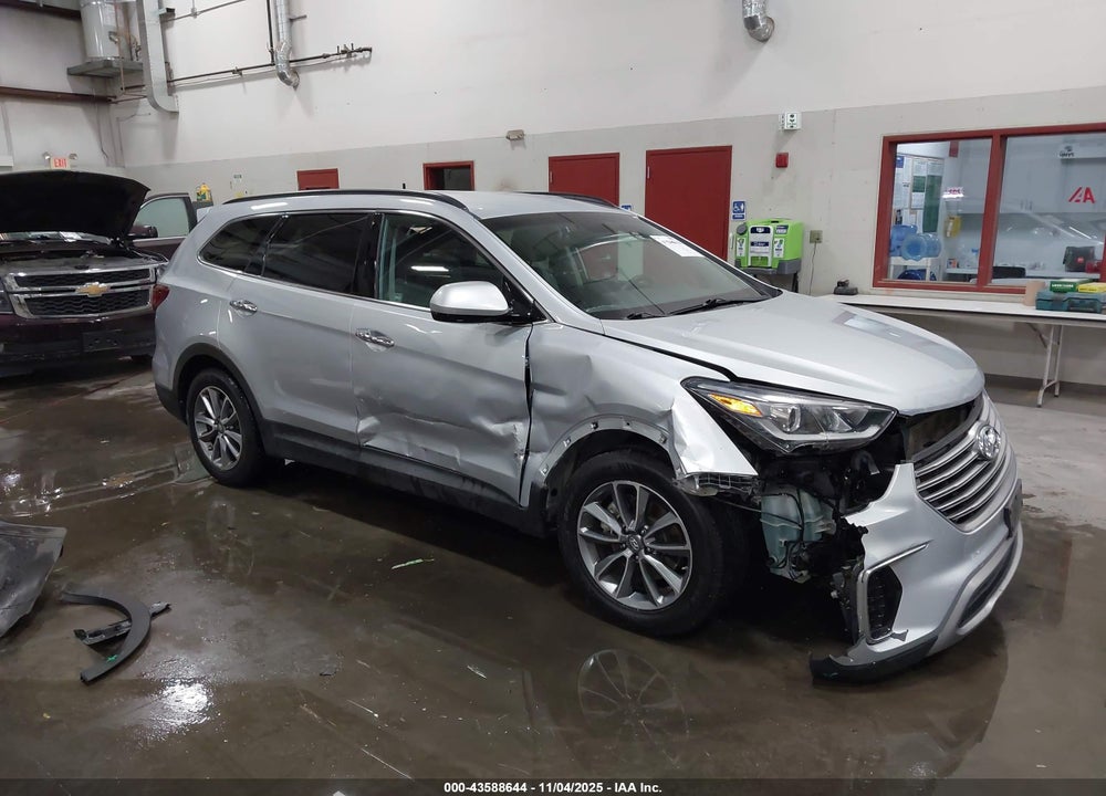 2017 HYUNDAI SANTA FE SE VIN: KM8SMDHF8HU212853