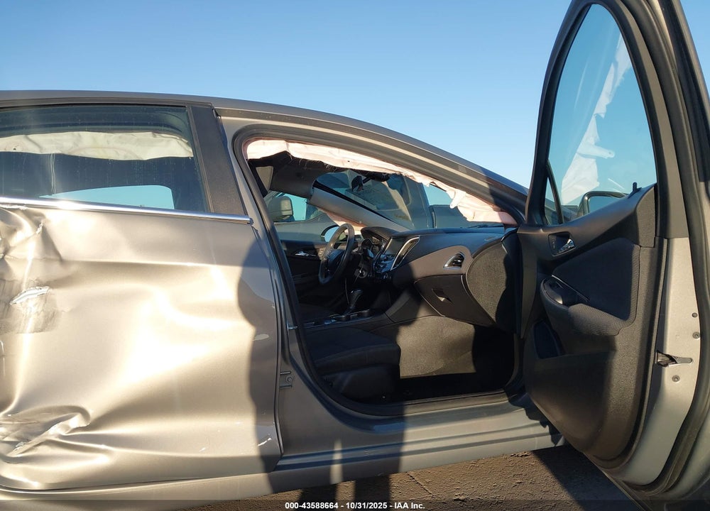 2017 CHEVROLET CRUZE LT AUTO VIN: 3G1BE6SM0HS545884