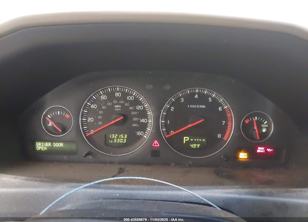 2005 VOLVO XC70 2.5T AWD VIN: YV1SZ592251189018