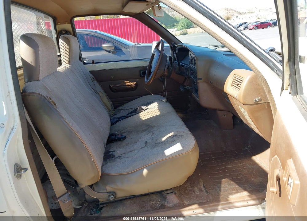 1990 TOYOTA PICKUP CAB CHASSIS SUPER LONG WB VIN: JT5VN94T2L0019763