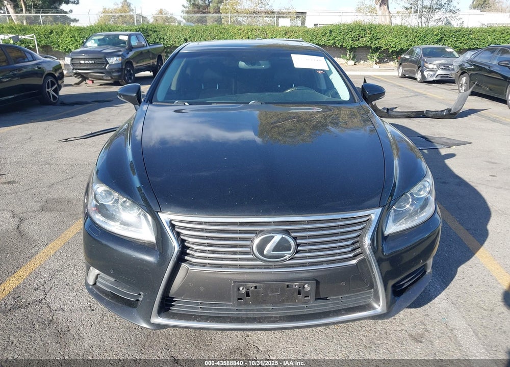 2014 LEXUS LS 460 VIN: JTHBL5EF2E5131000