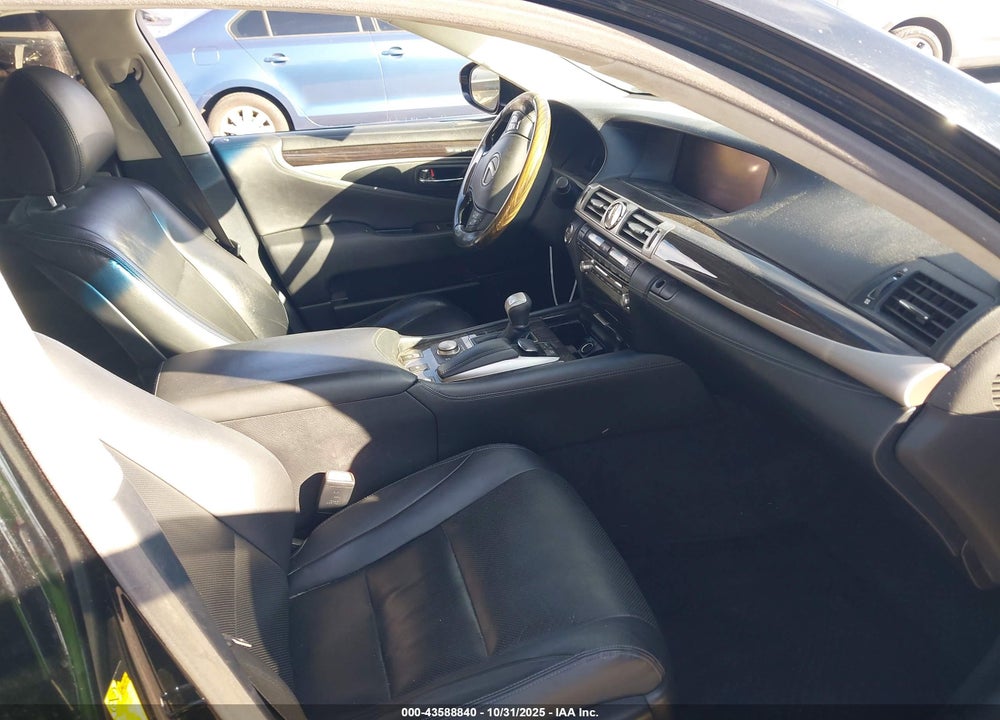 2014 LEXUS LS 460 VIN: JTHBL5EF2E5131000