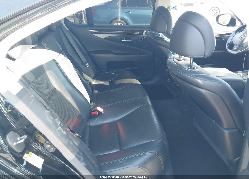 2014 LEXUS LS 460 VIN: JTHBL5EF2E5131000