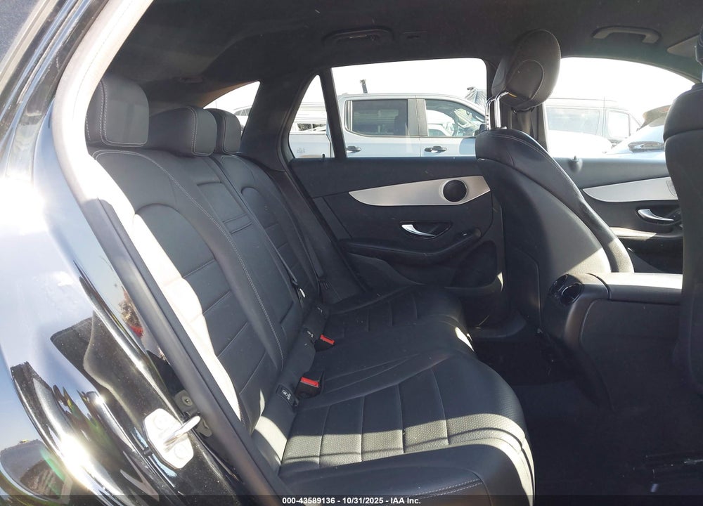 2019 MERCEDES-BENZ GLC 300 VIN: WDC0G4JB4KV183907