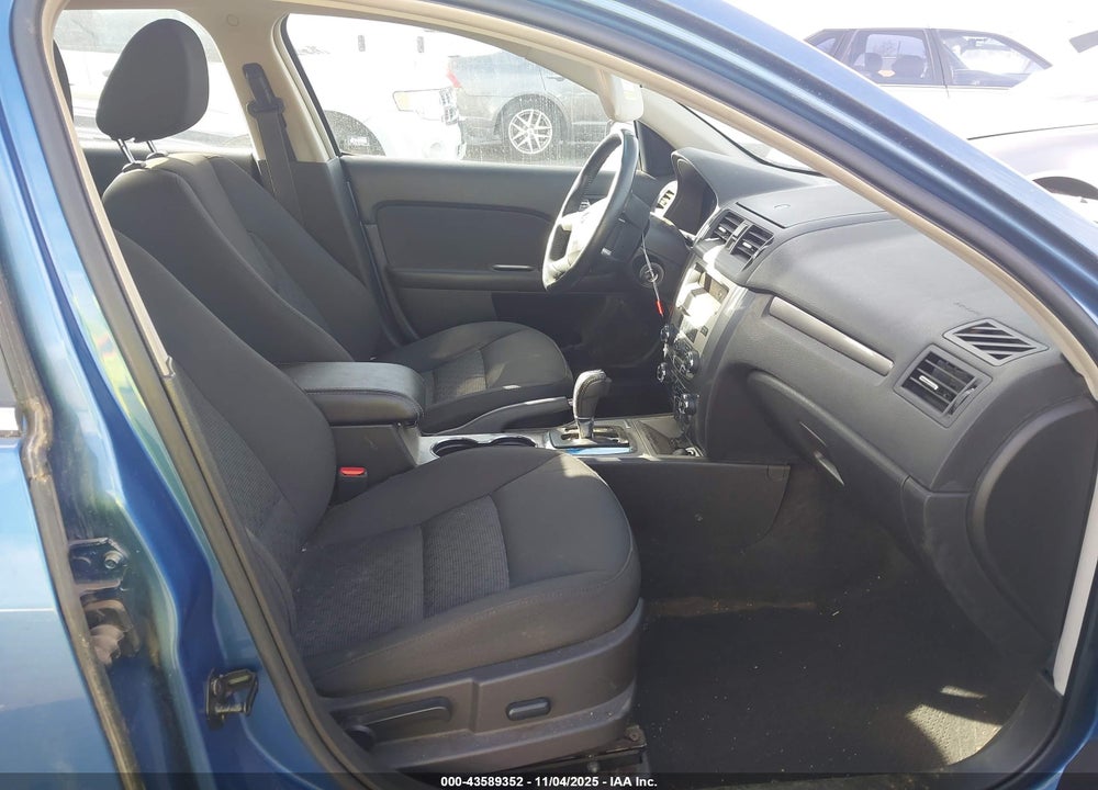 2010 FORD FUSION VIN: 3FAHP0JA8AR110288