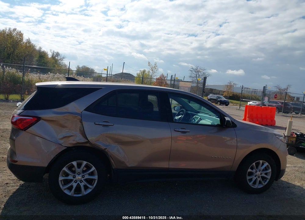 2019 CHEVROLET EQUINOX VIN: 2GNAXSEVXK6121233