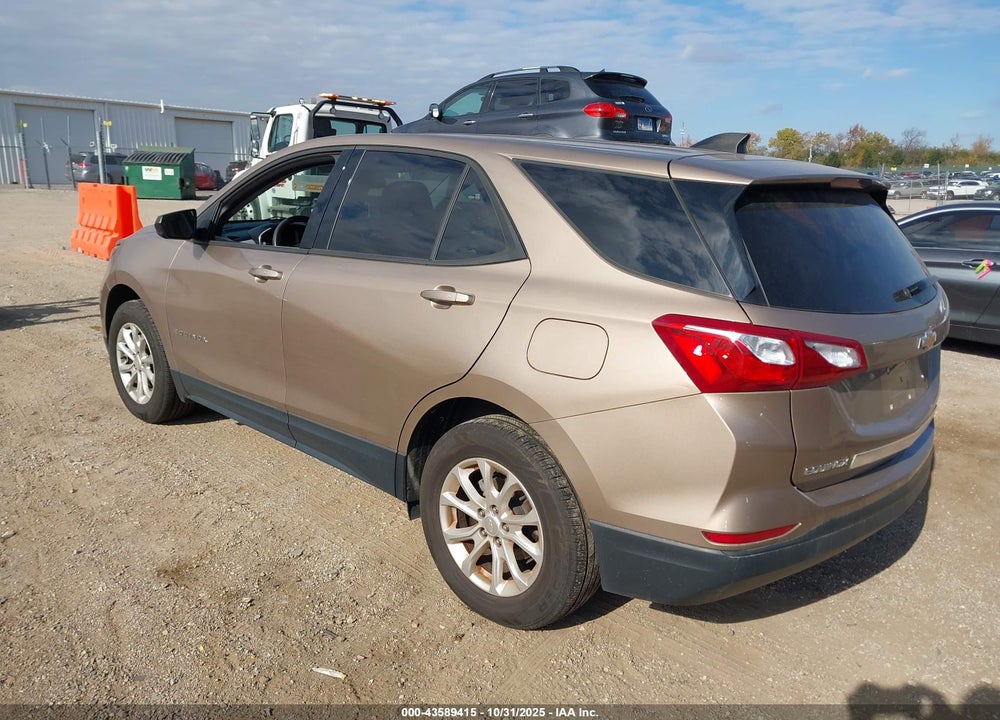 2019 CHEVROLET EQUINOX VIN: 2GNAXSEVXK6121233