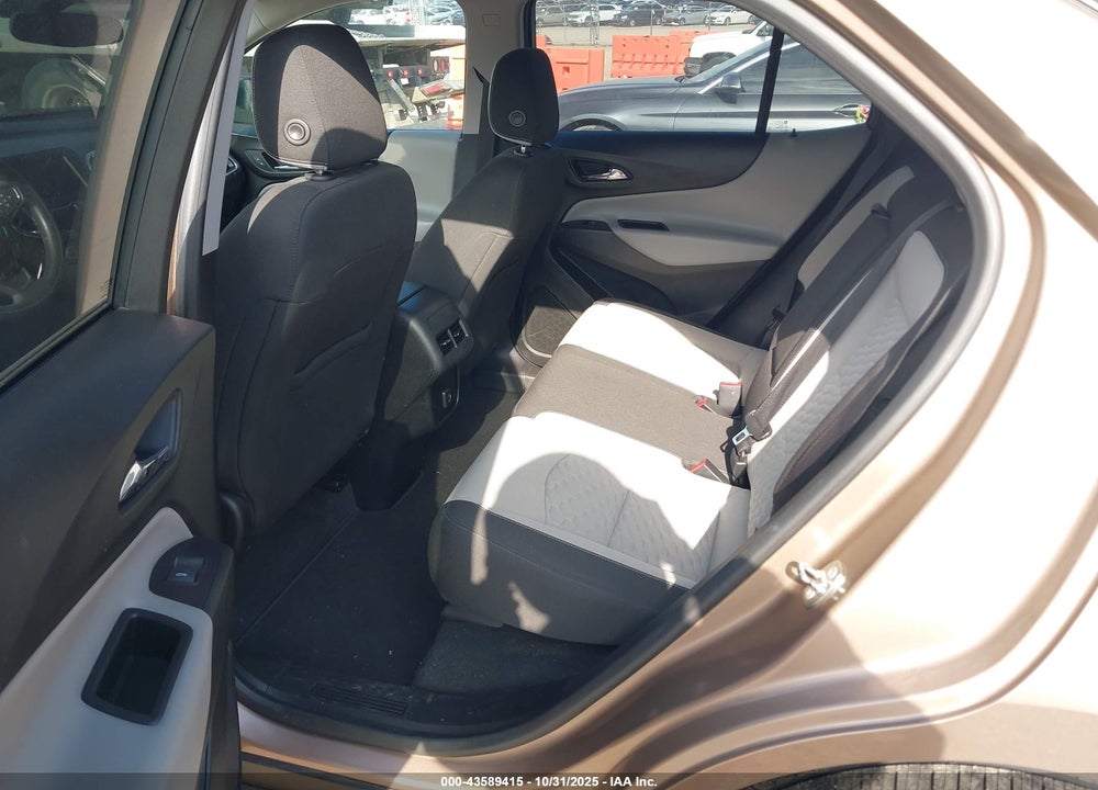 2019 CHEVROLET EQUINOX VIN: 2GNAXSEVXK6121233