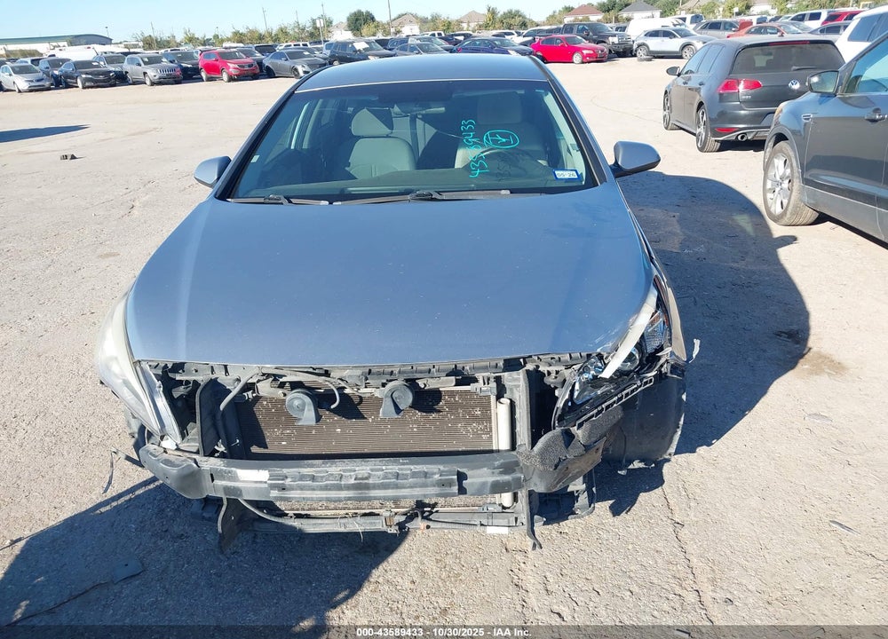 2015 HYUNDAI SONATA SE VIN: 5NPE24AF5FH000579