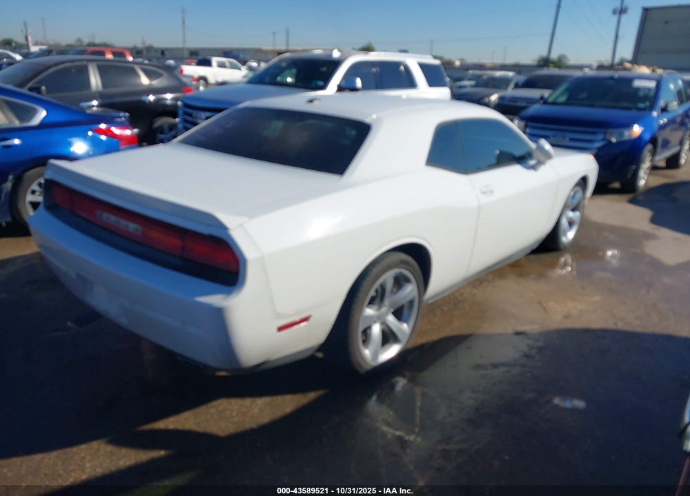 2014 DODGE CHALLENGER SXT PLUS VIN: 2C3CDYAG1EH153778
