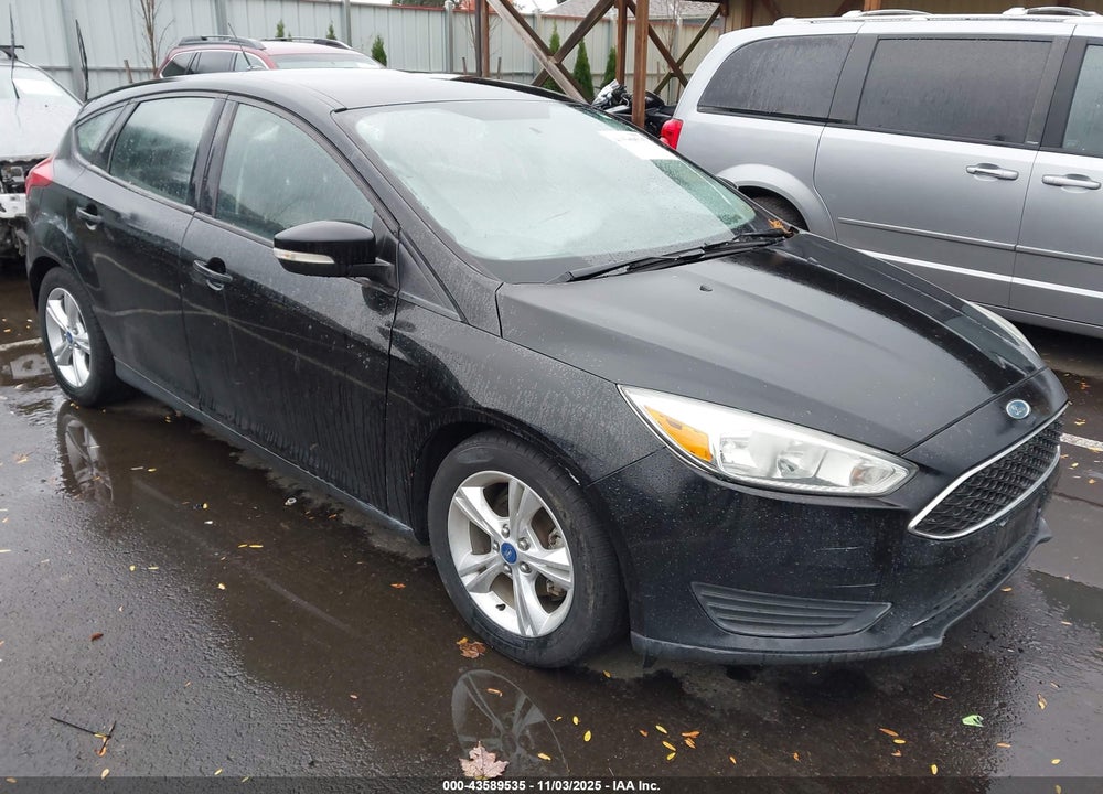 2015 FORD FOCUS SE VIN: 1FADP3K2XFL270539