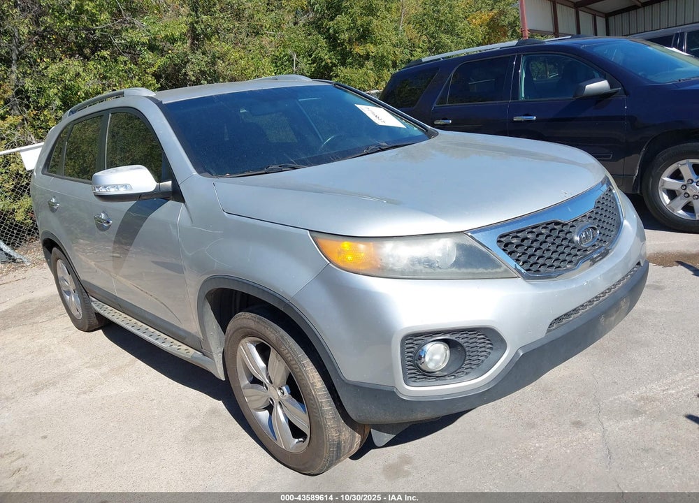 2013 KIA SORENTO EX VIN: 5XYKU4A69DG372489