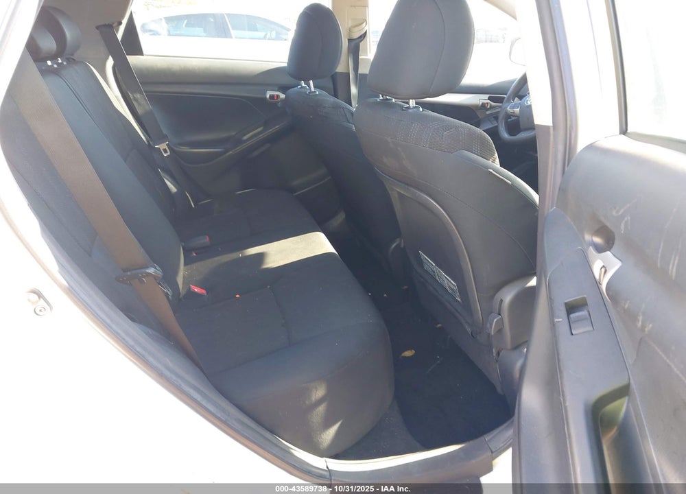 2011 TOYOTA MATRIX S VIN: 2T1KE4EE5BC046812