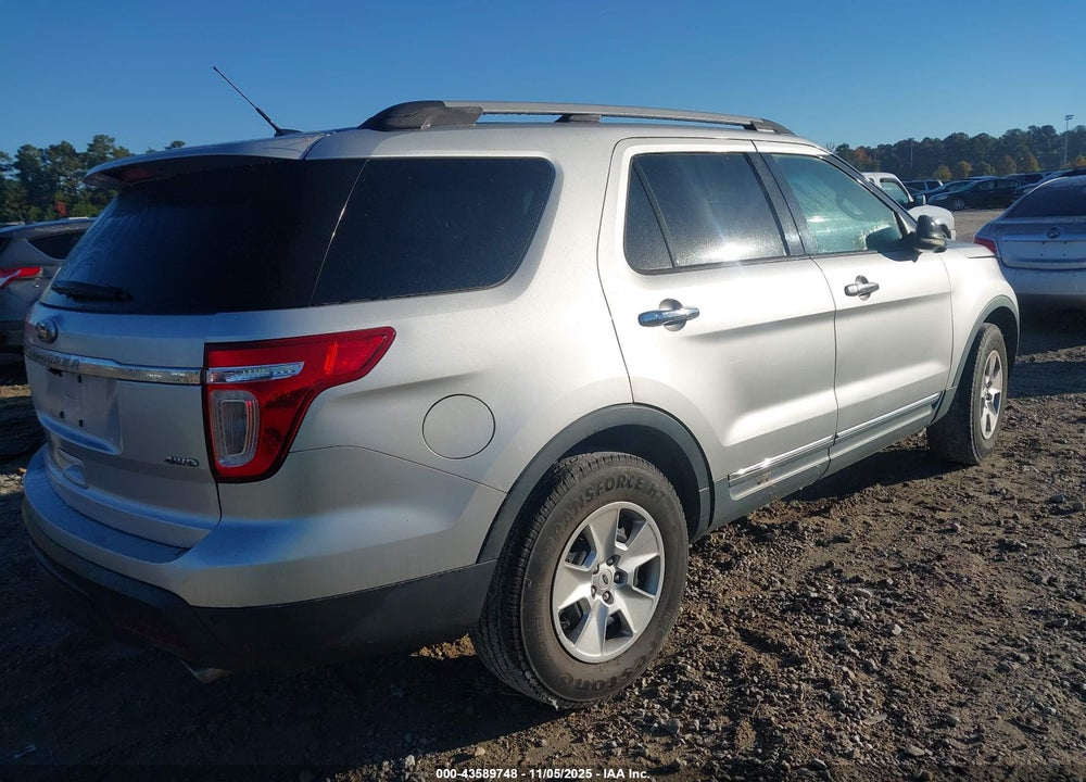 2011 FORD EXPLORER XLT VIN: 1FMHK8D88BGA87079
