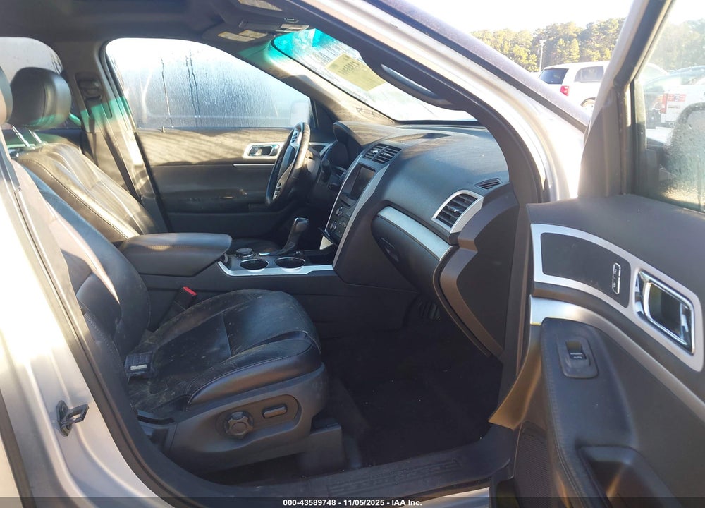 2011 FORD EXPLORER XLT VIN: 1FMHK8D88BGA87079