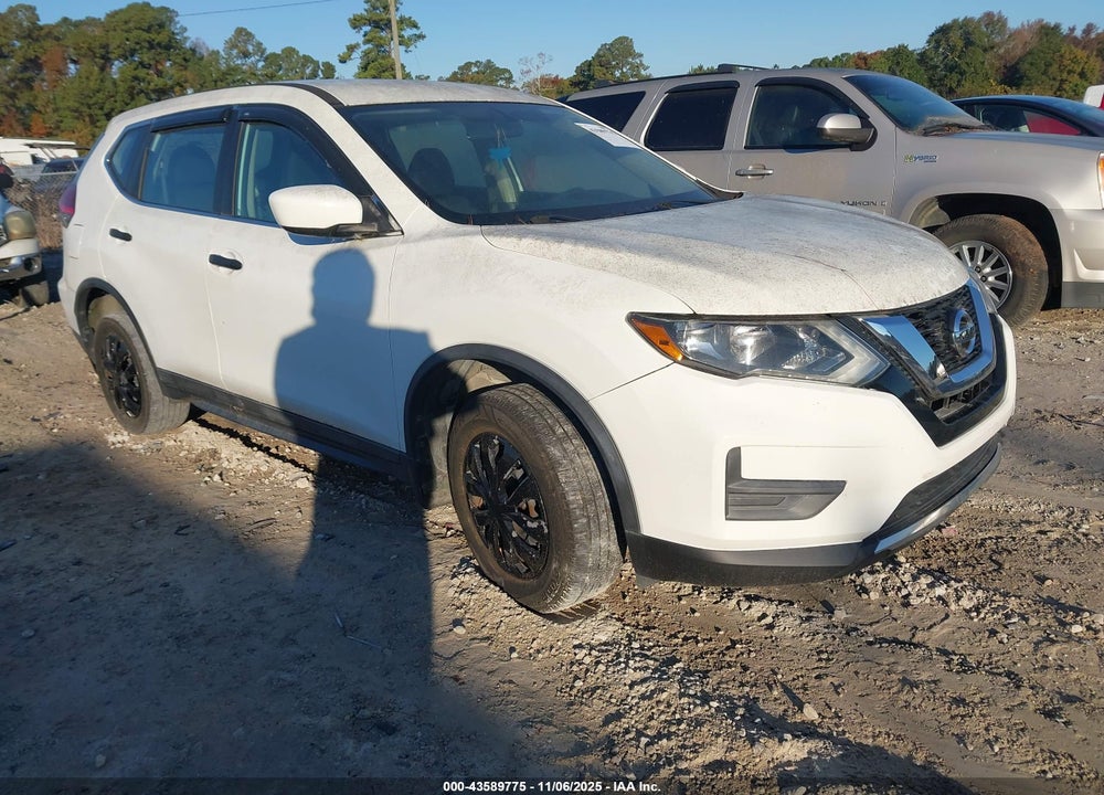 2017 NISSAN ROGUE S VIN: 5N1AT2MV3HC734182