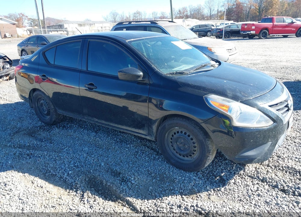 2018 NISSAN VERSA 1.6 S+ VIN: 3N1CN7AP1JL822865