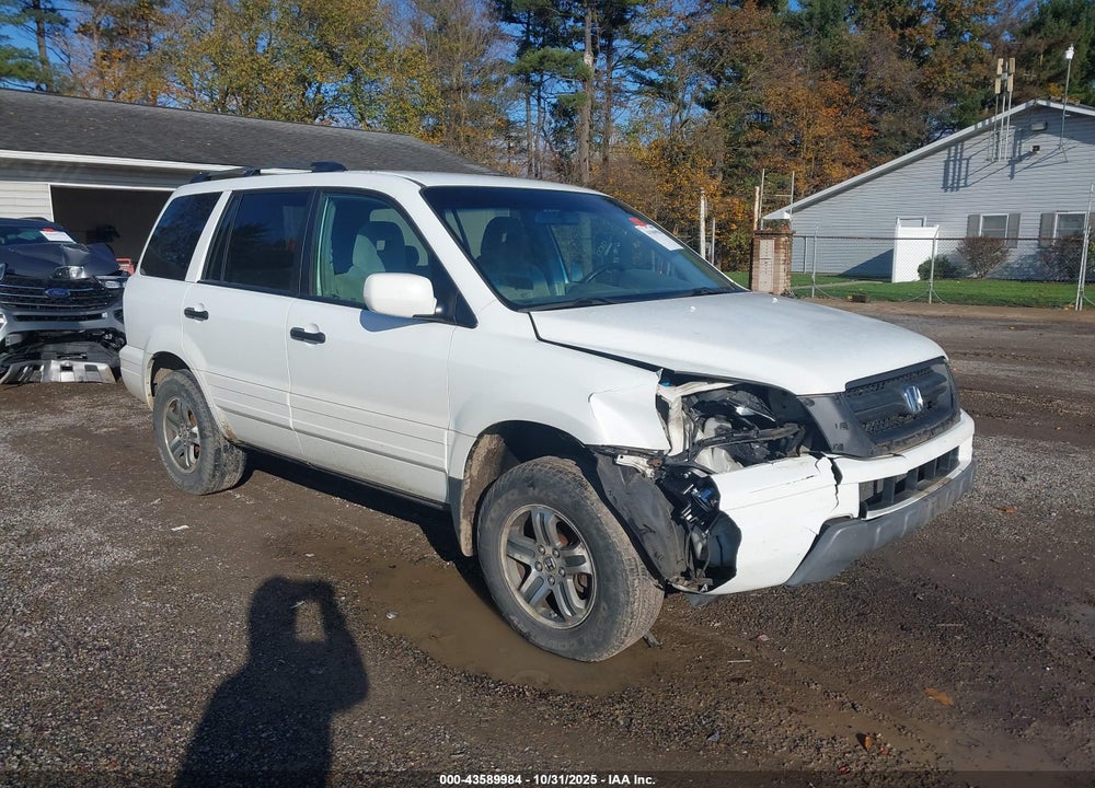 2005 HONDA PILOT EX VIN: 5FNYF18475B059585