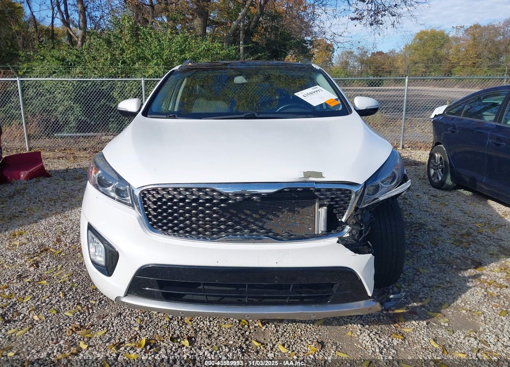 2016 KIA SORENTO 3.3L SX VIN: 5XYPK4A57GG112535